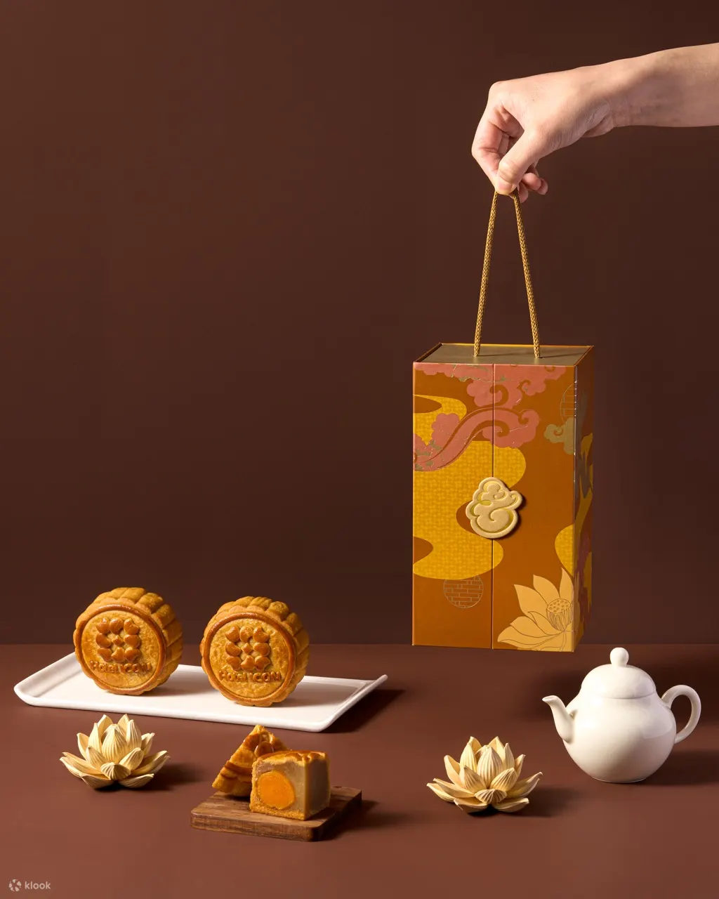 唯港荟月饼优惠 Hotel ICON | 双黄白莲蓉月饼, 猫山王榴梿冰皮月饼价钱 | 7/7 - 5/10 换领 | 2025月饼早鸟优惠